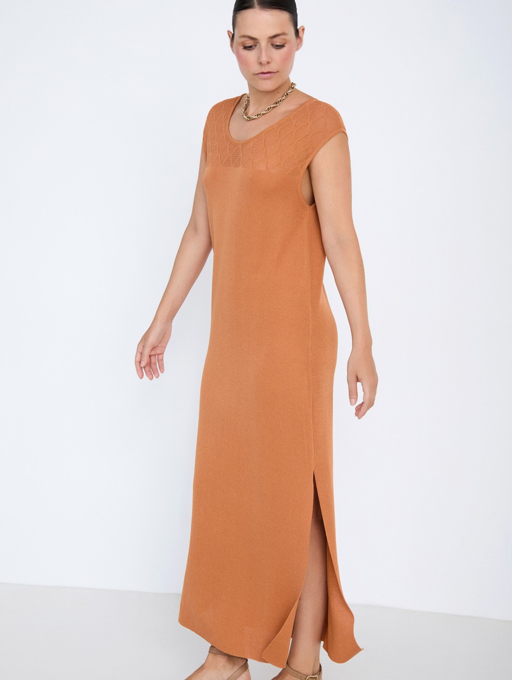 Diamond-pattern knit dress 3