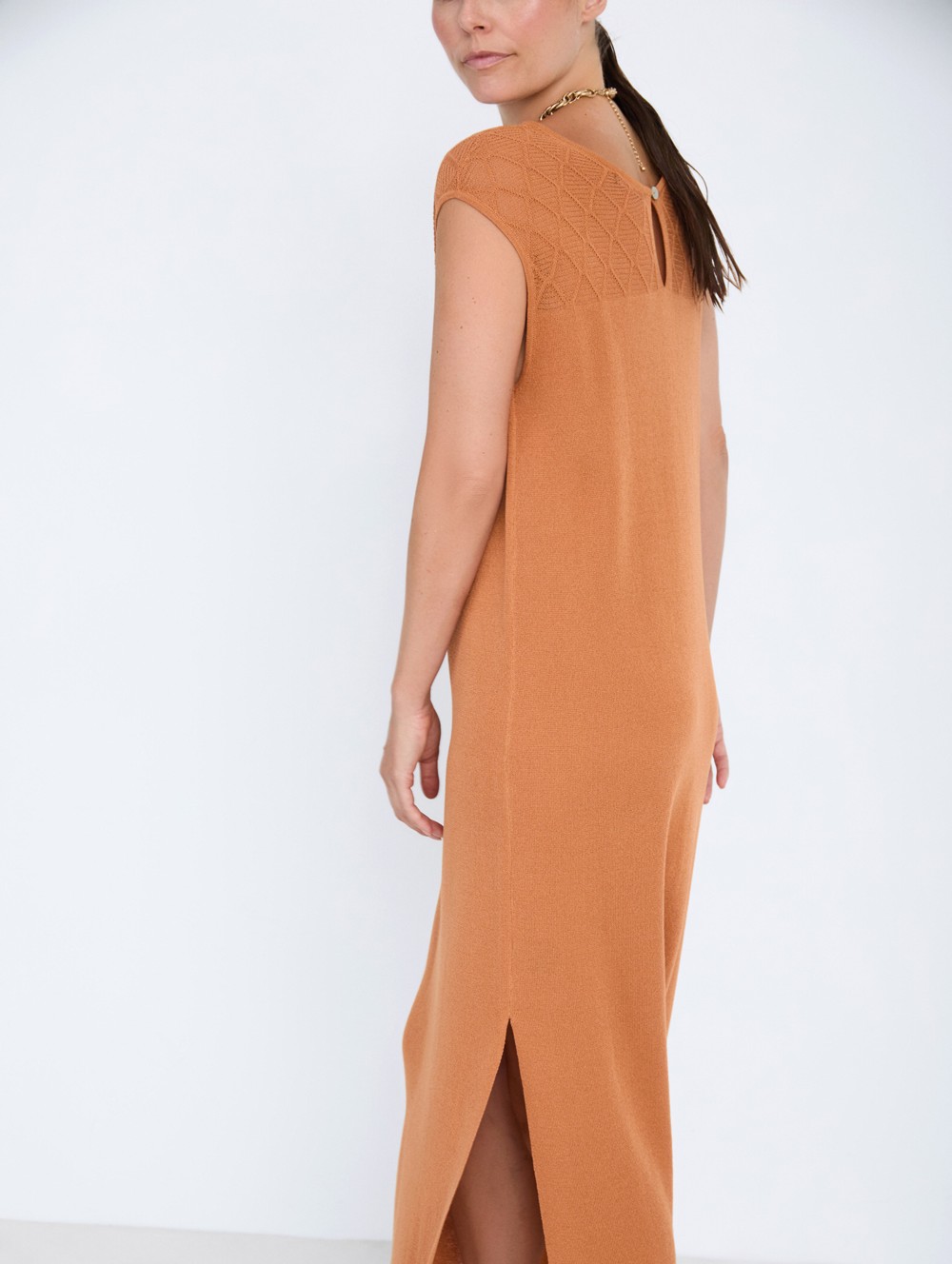 Diamond-pattern knit dress 2