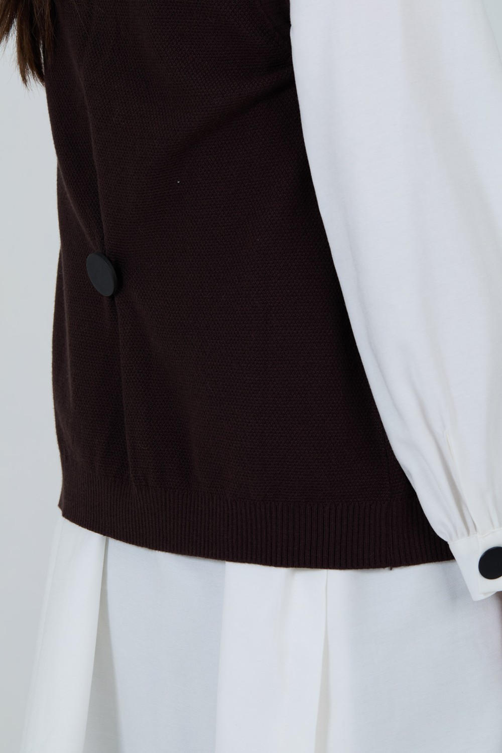 Short knitted waistcoat 1