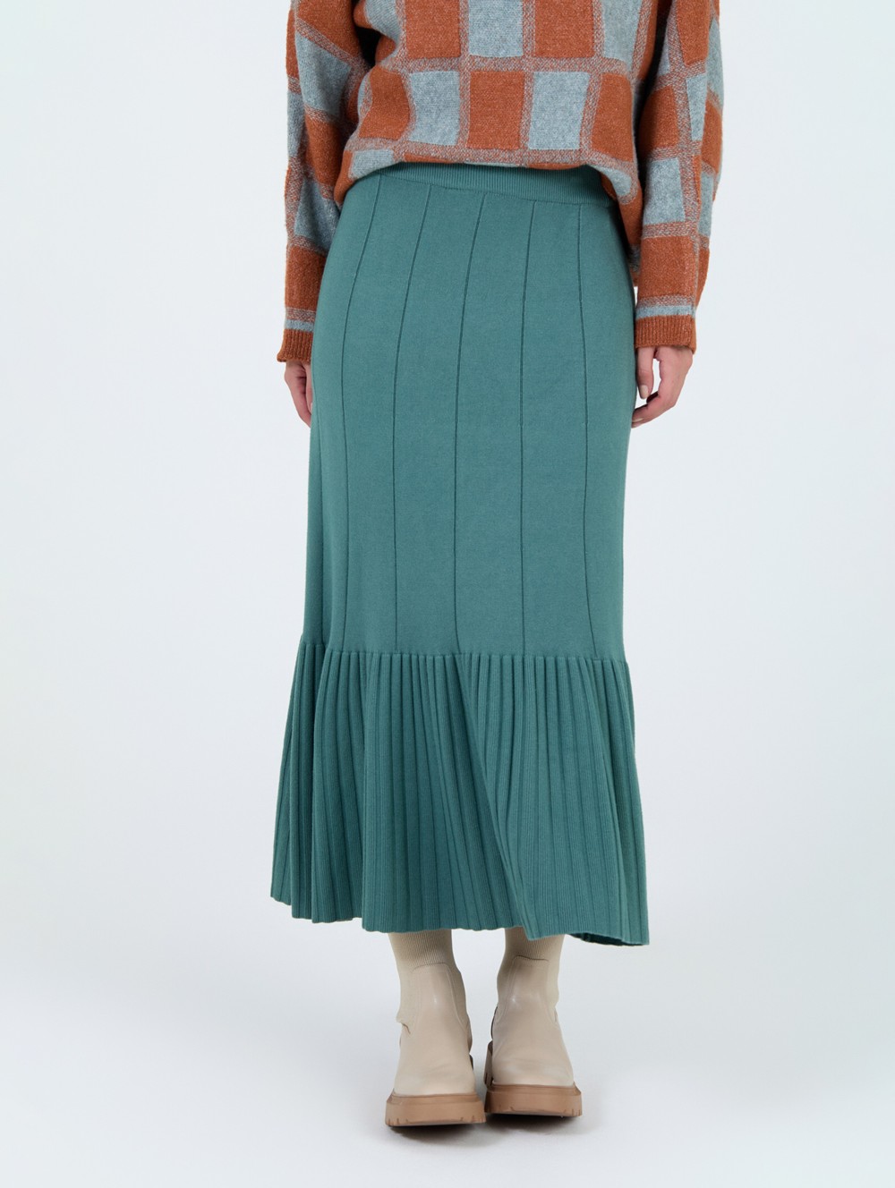 Falda punto volante 1