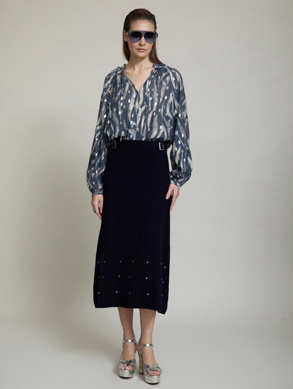 Studded knit skirt
