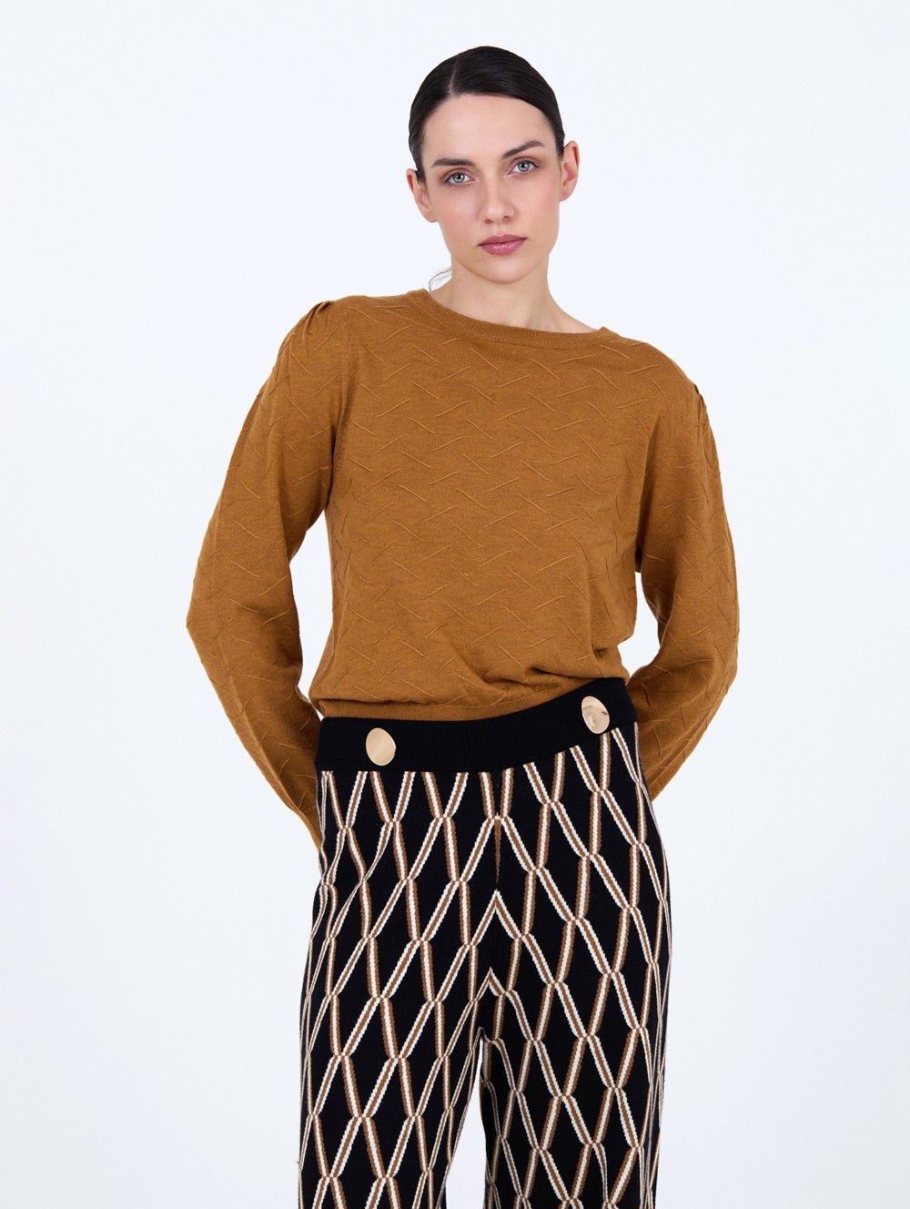 Textured wool sweater 5