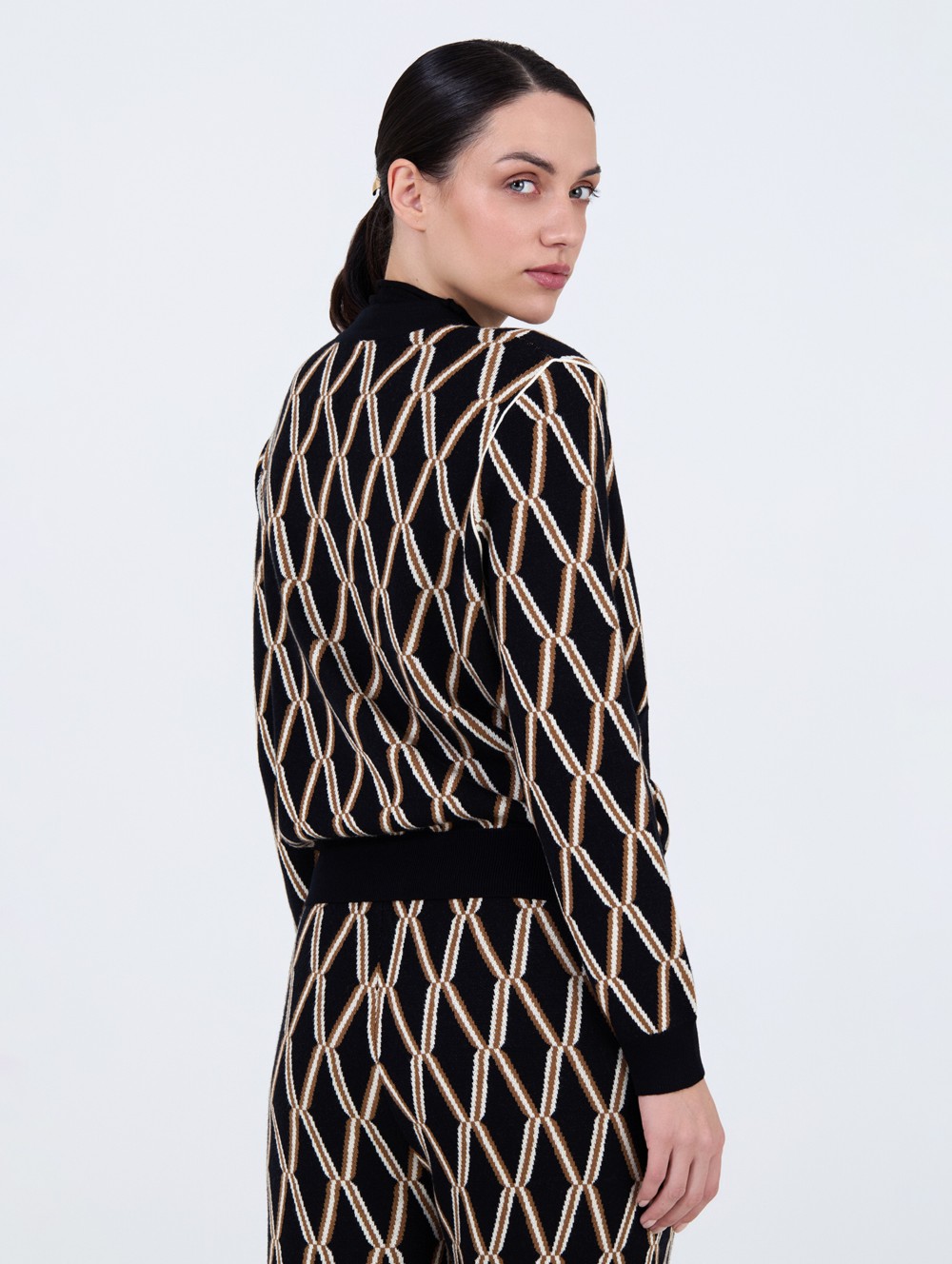 Cardigan jacquard géométrique 3