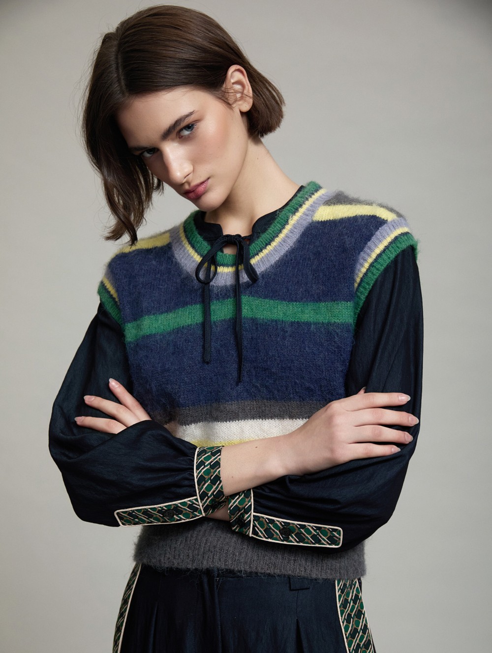 Stripes knit vest