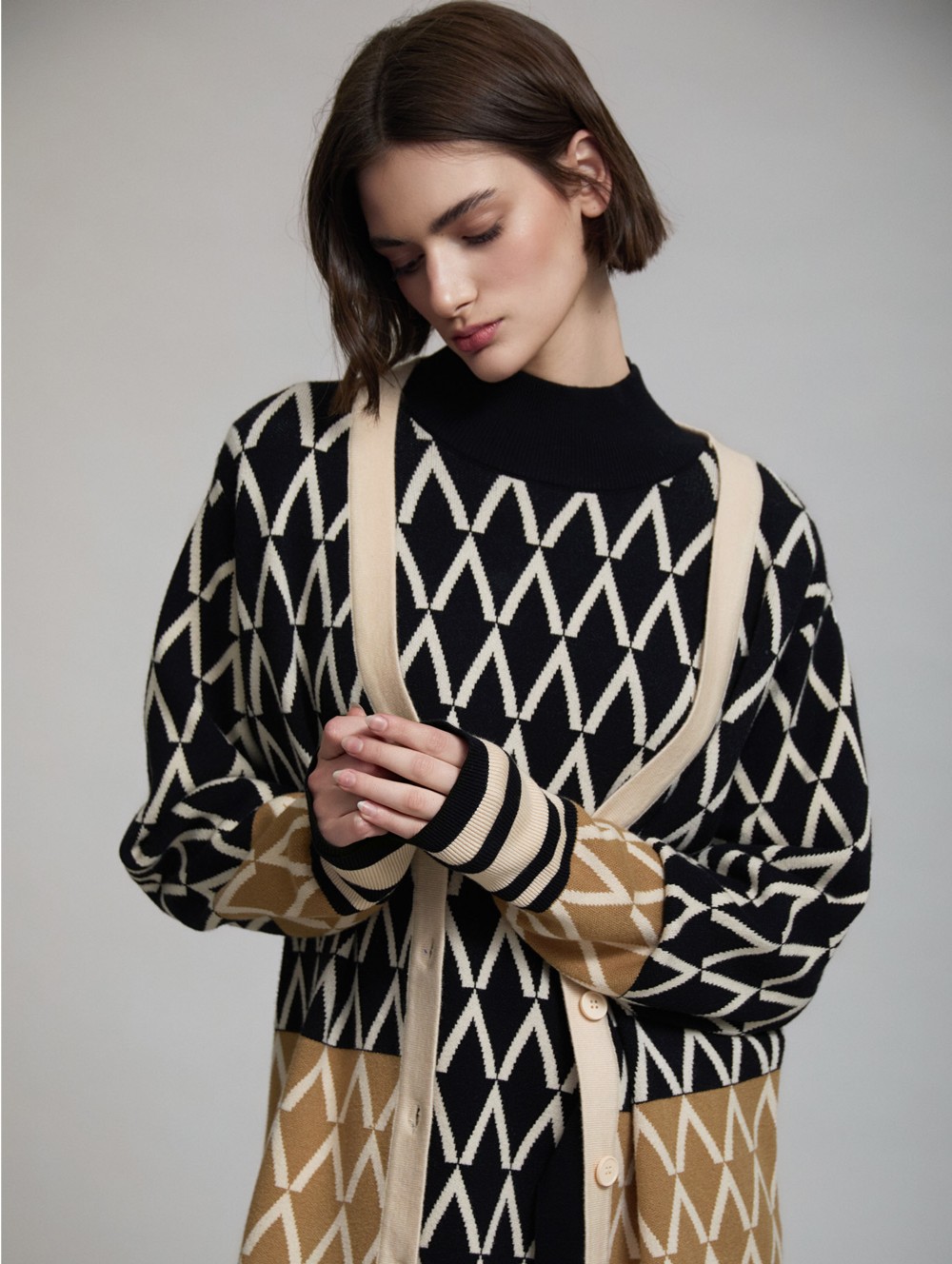 Jacquard geometric jacket