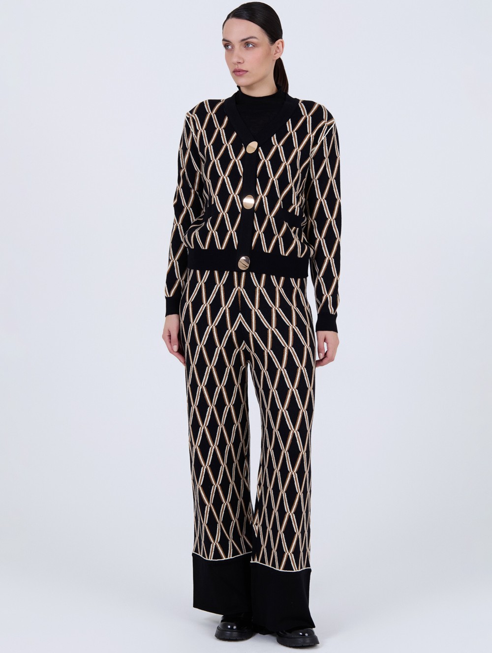 Geometric jacquard cardigan 5