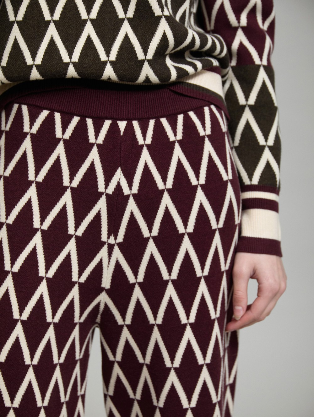 Geometric jacquard trousers