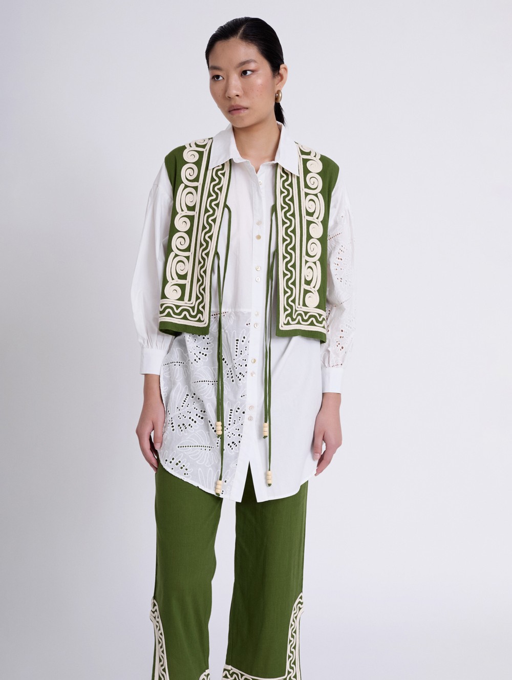 Camisa bordado suizo y popelín 1