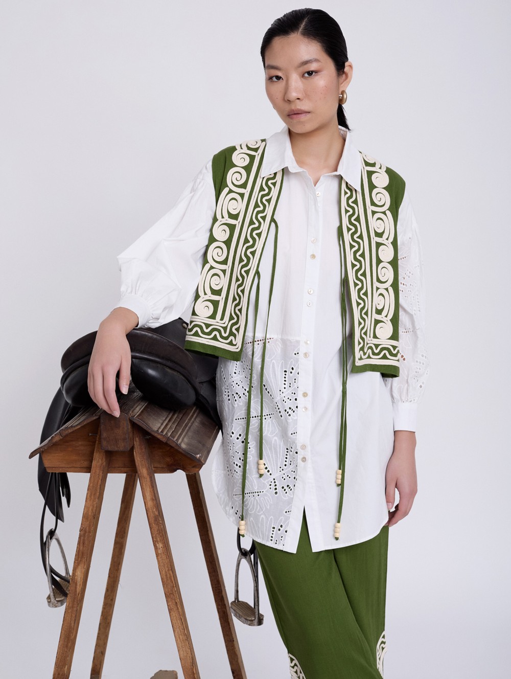 Camisa bordado suizo y popelín 5