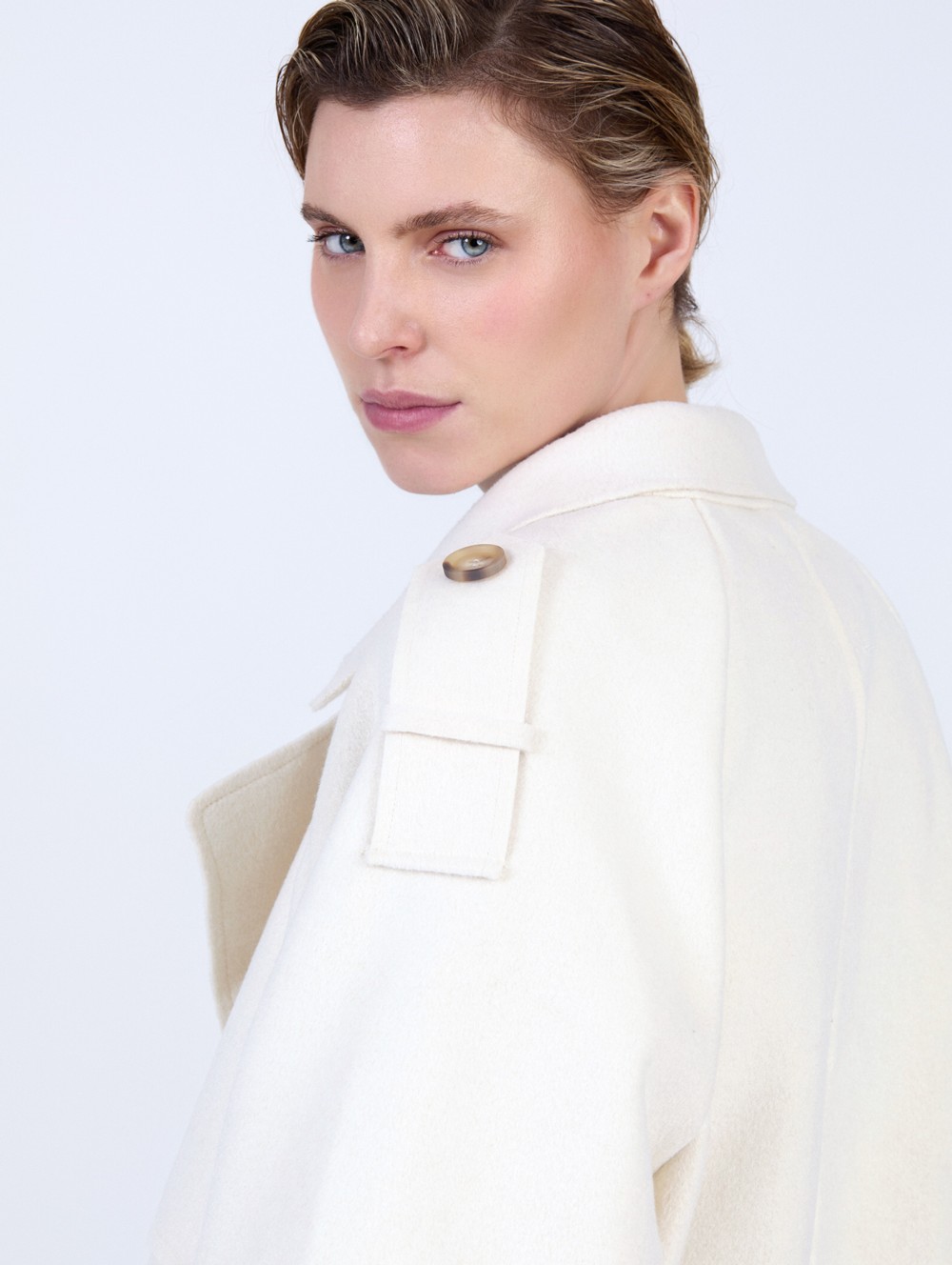 Manteau trench en drap de laine 3