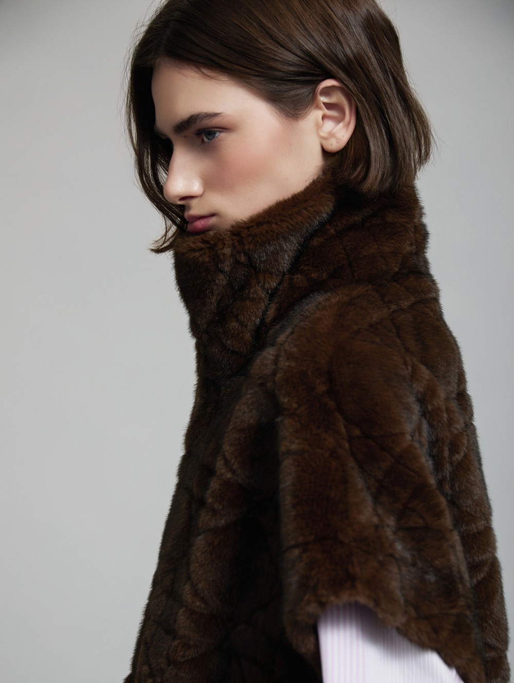 Geometric print faux fur vest