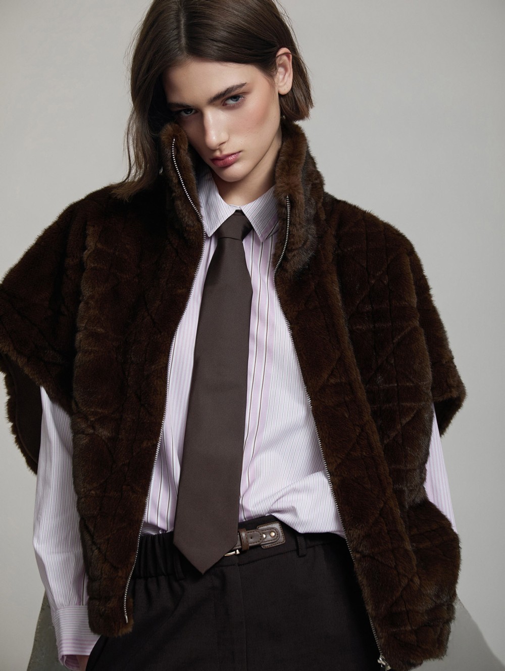 Geometric print faux fur vest