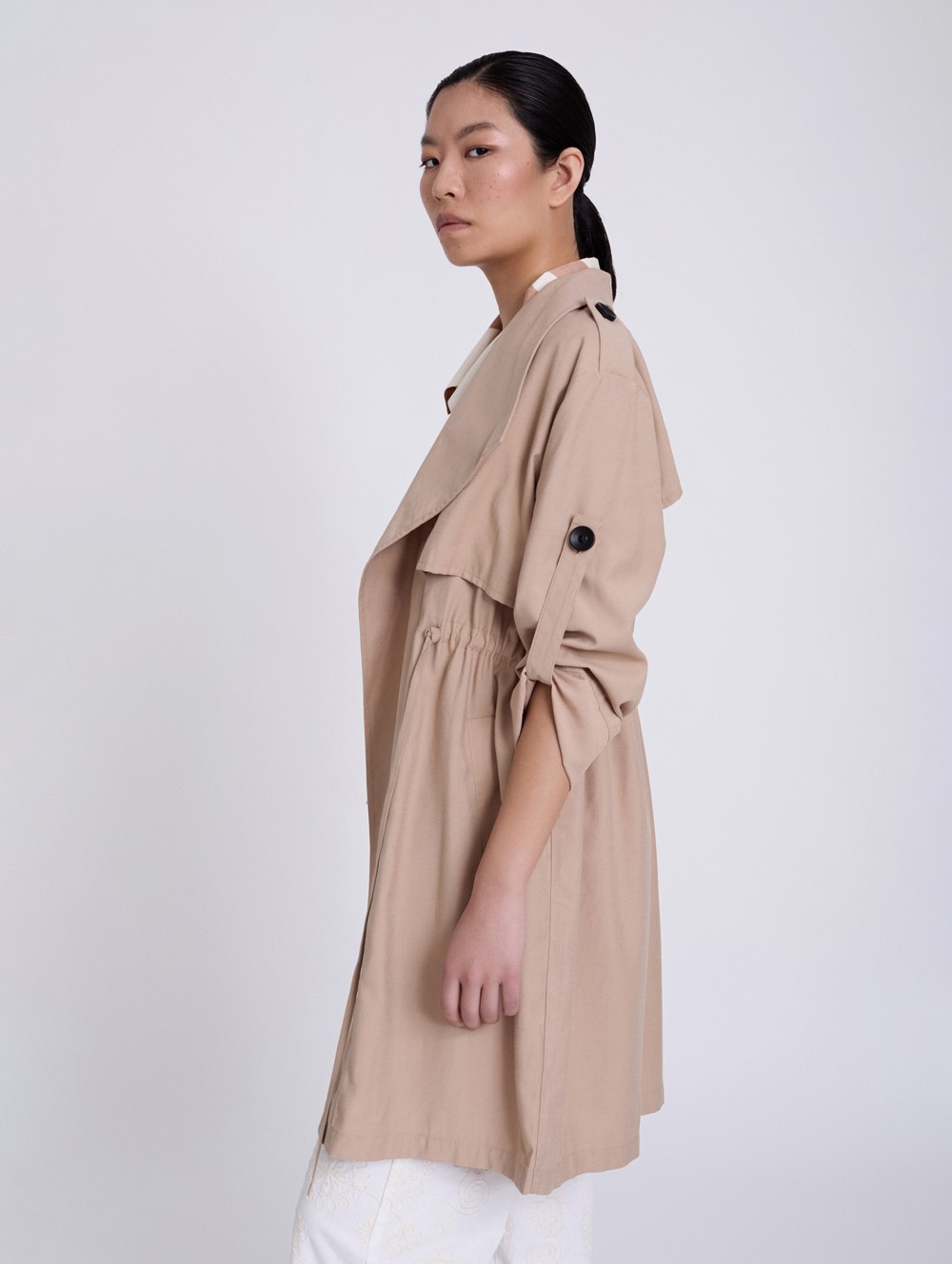 3/4 flap fluid trench coat 2