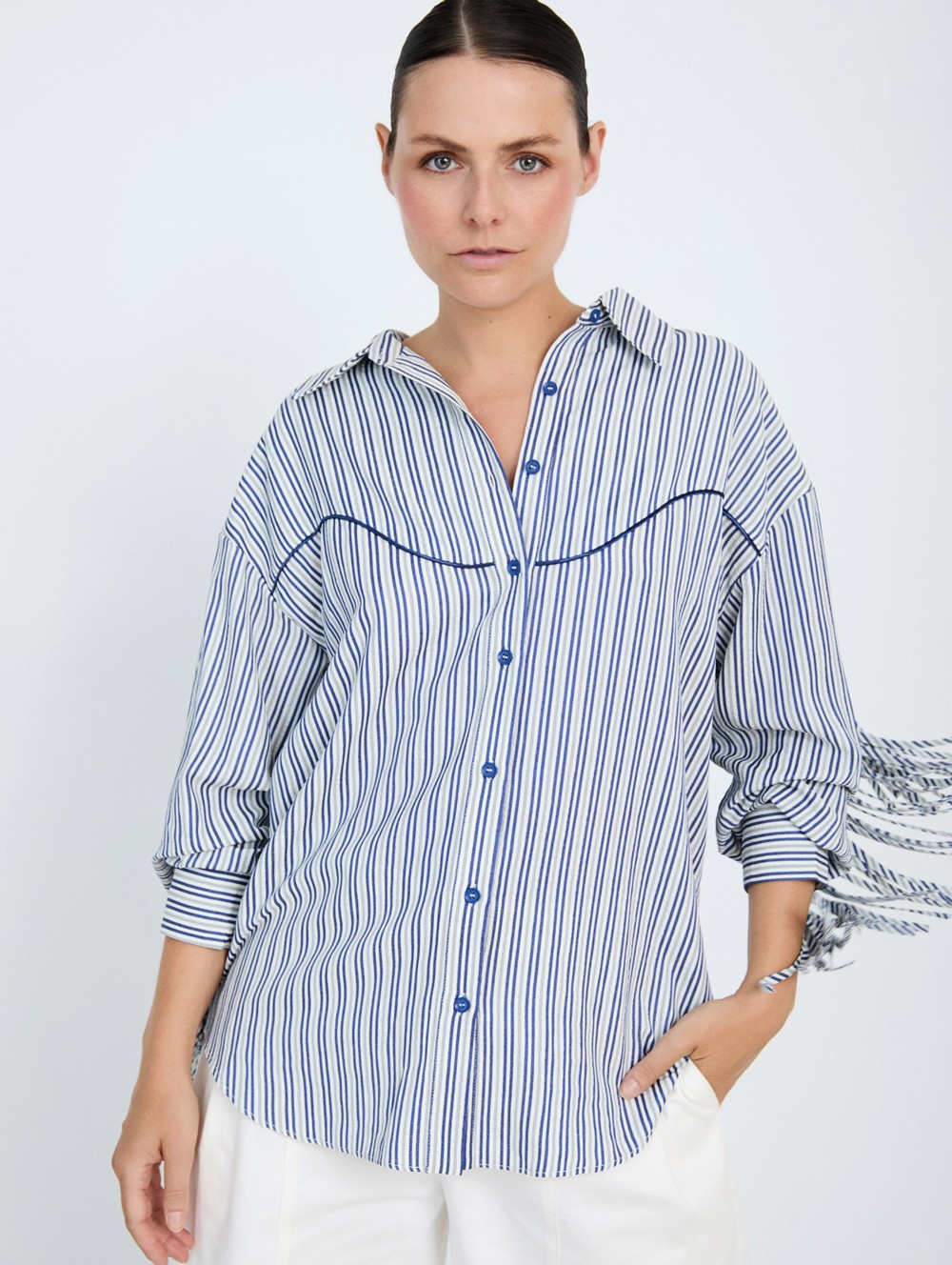 Camisa rayas flecos