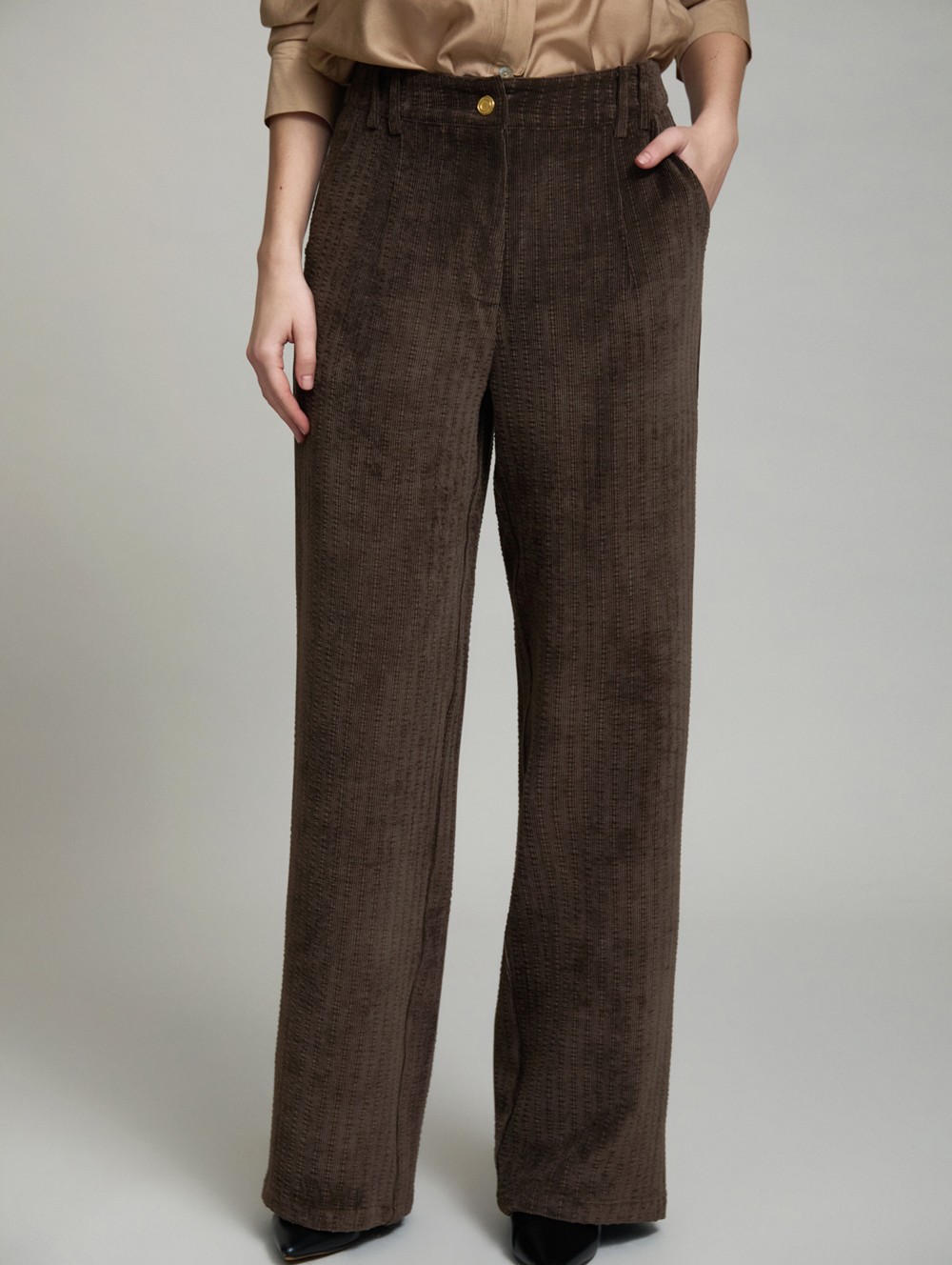 Straight corduroy trousers