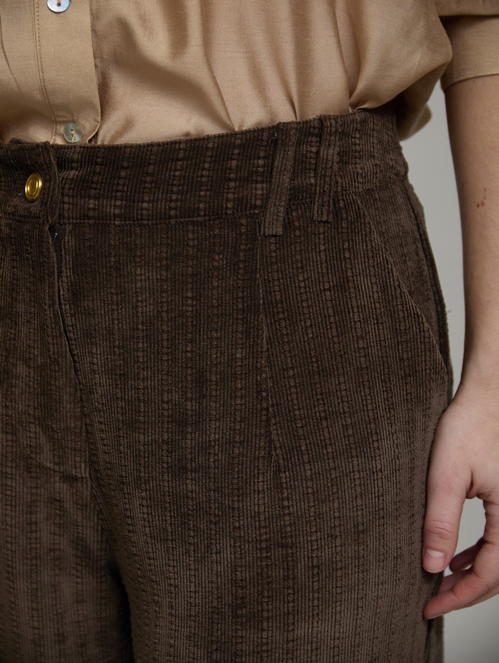 Straight corduroy trousers