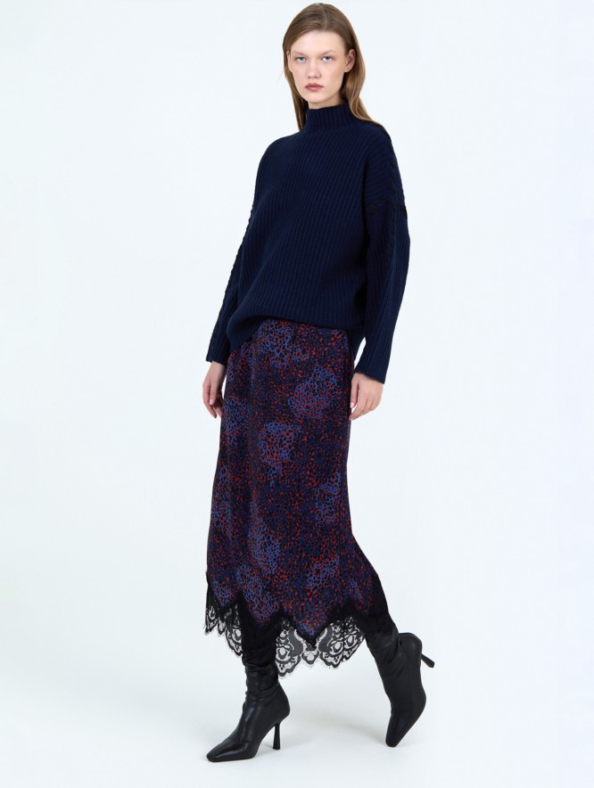 Jersey bordado contraste