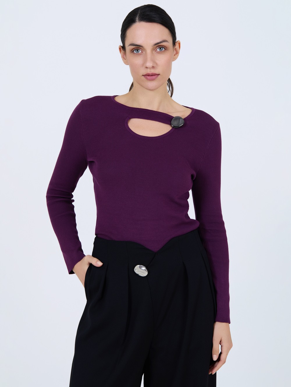 Pull à encolure avec bouton