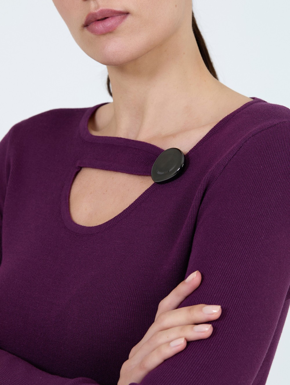 Pull à encolure avec bouton 4