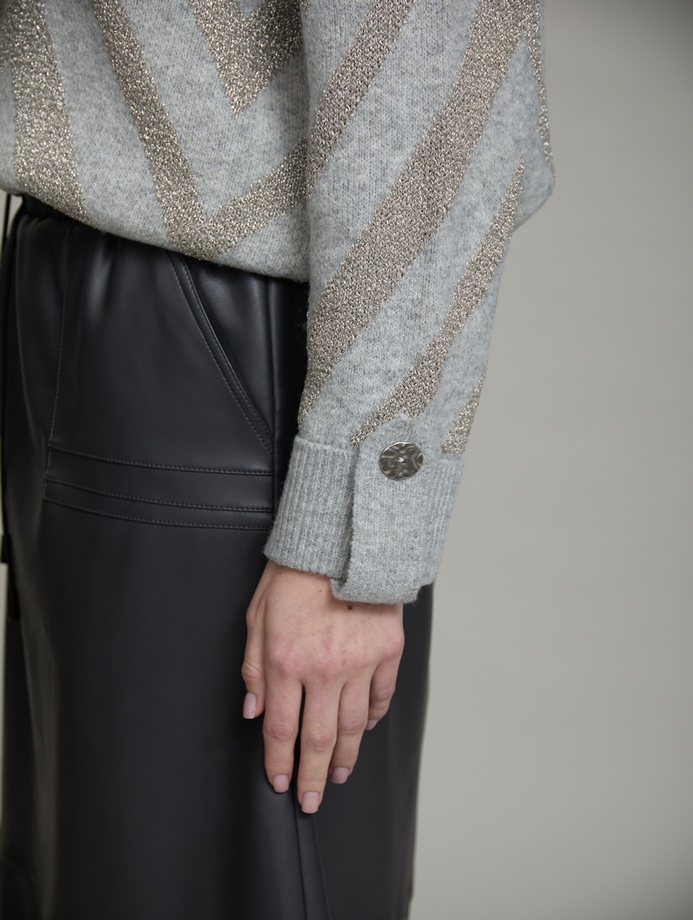 Zigzag lurex knit sweater
