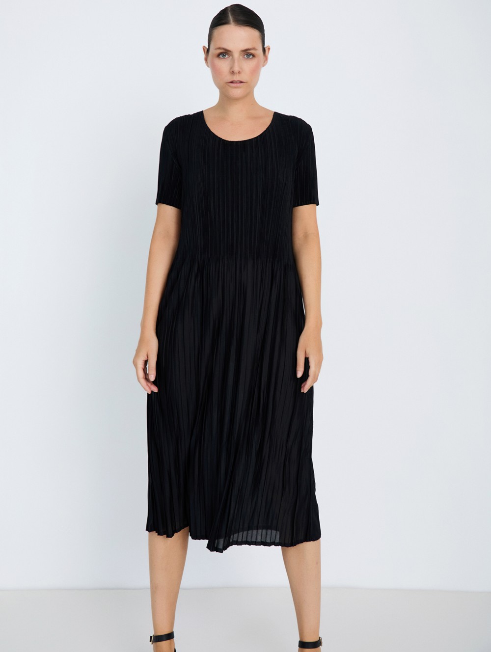 Non-iron fabric dress 1