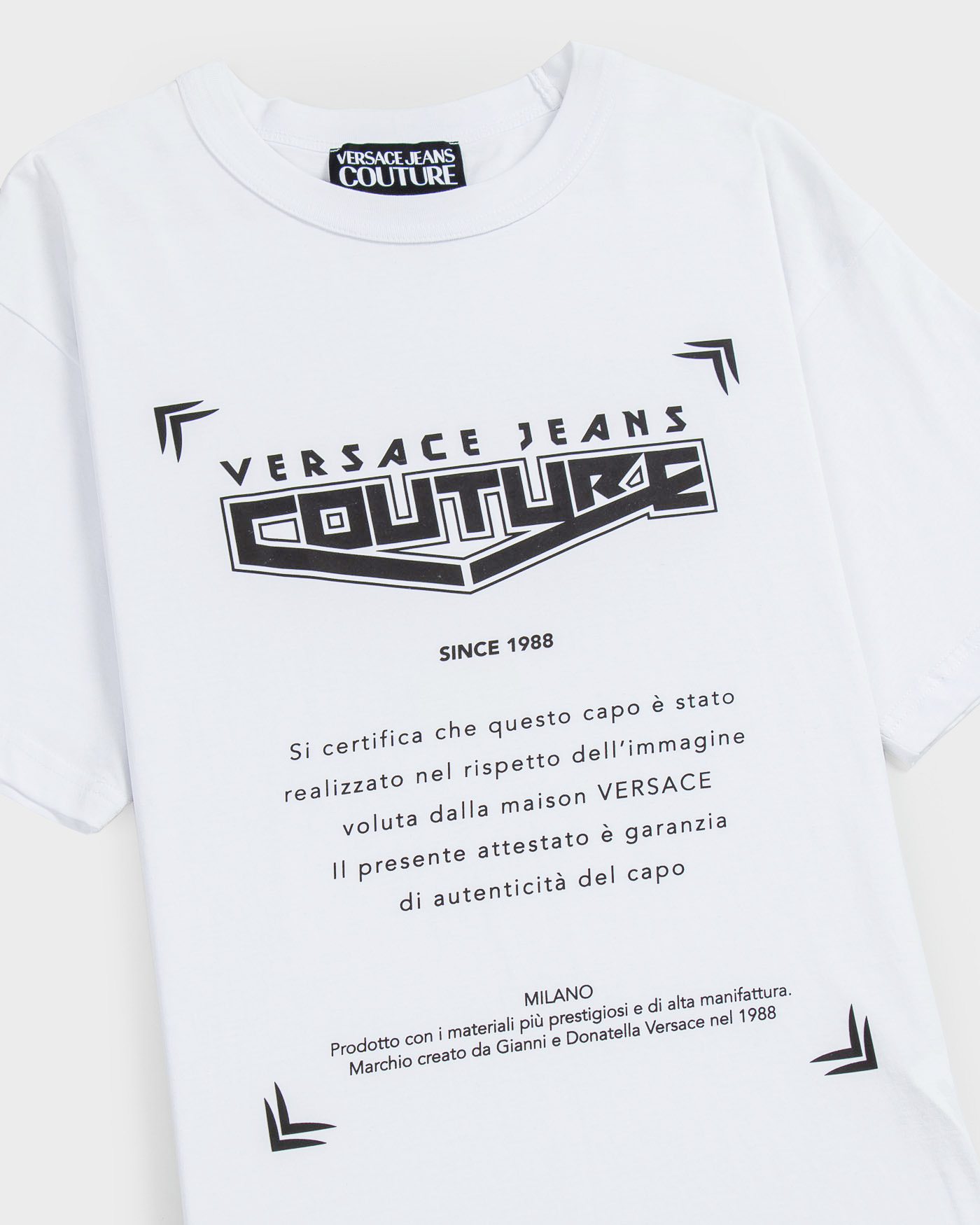 versace-jeans-couture-camiseta-space-warranty-t-shirt-white-blanco-2