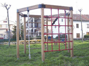 parc infantil hexàgon gimnàstic