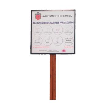 Cartel informativo poste de madera