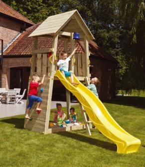 Parc infantil amb tobogan i rampa d'escalada Belvedere