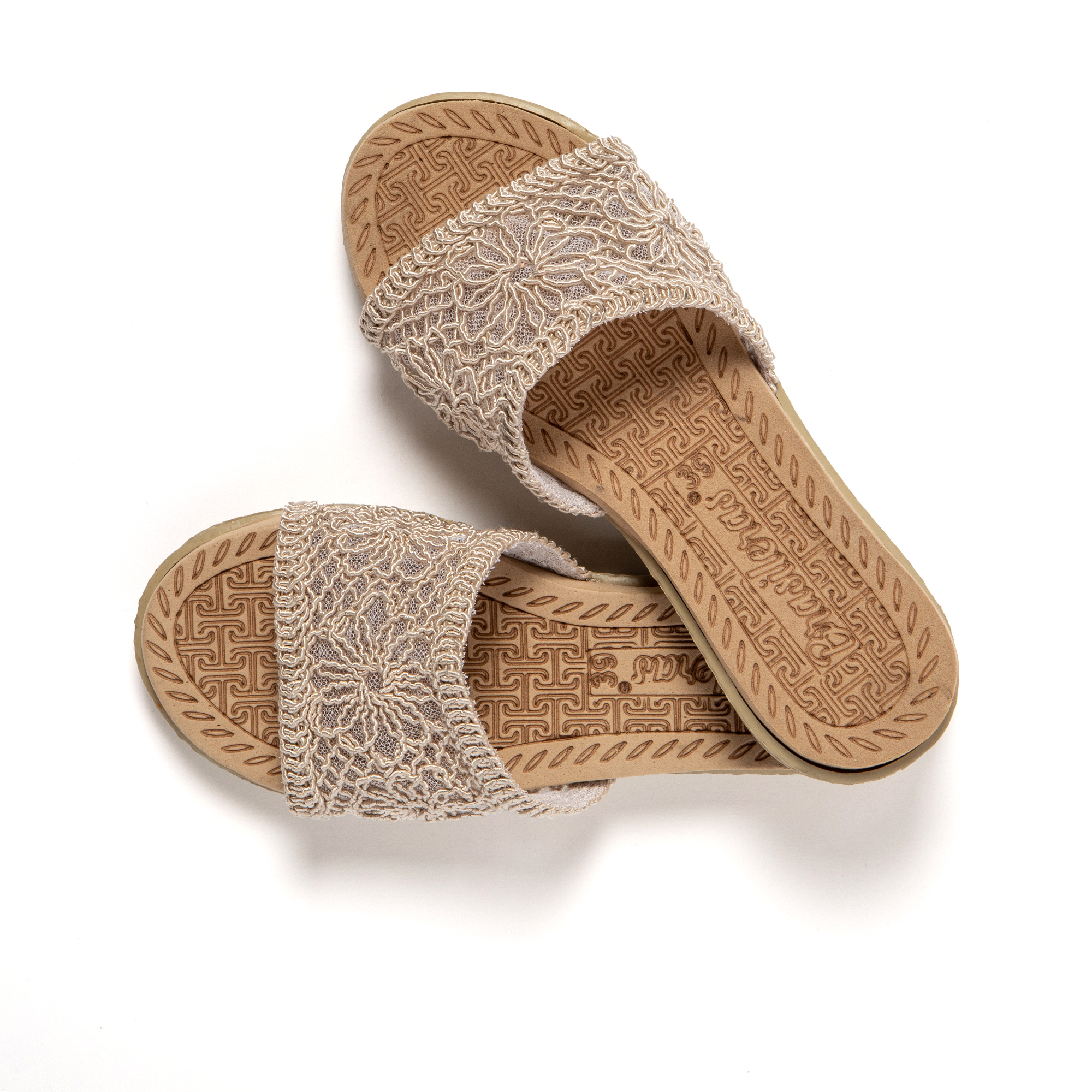 Sandals Breezie color Beige 1