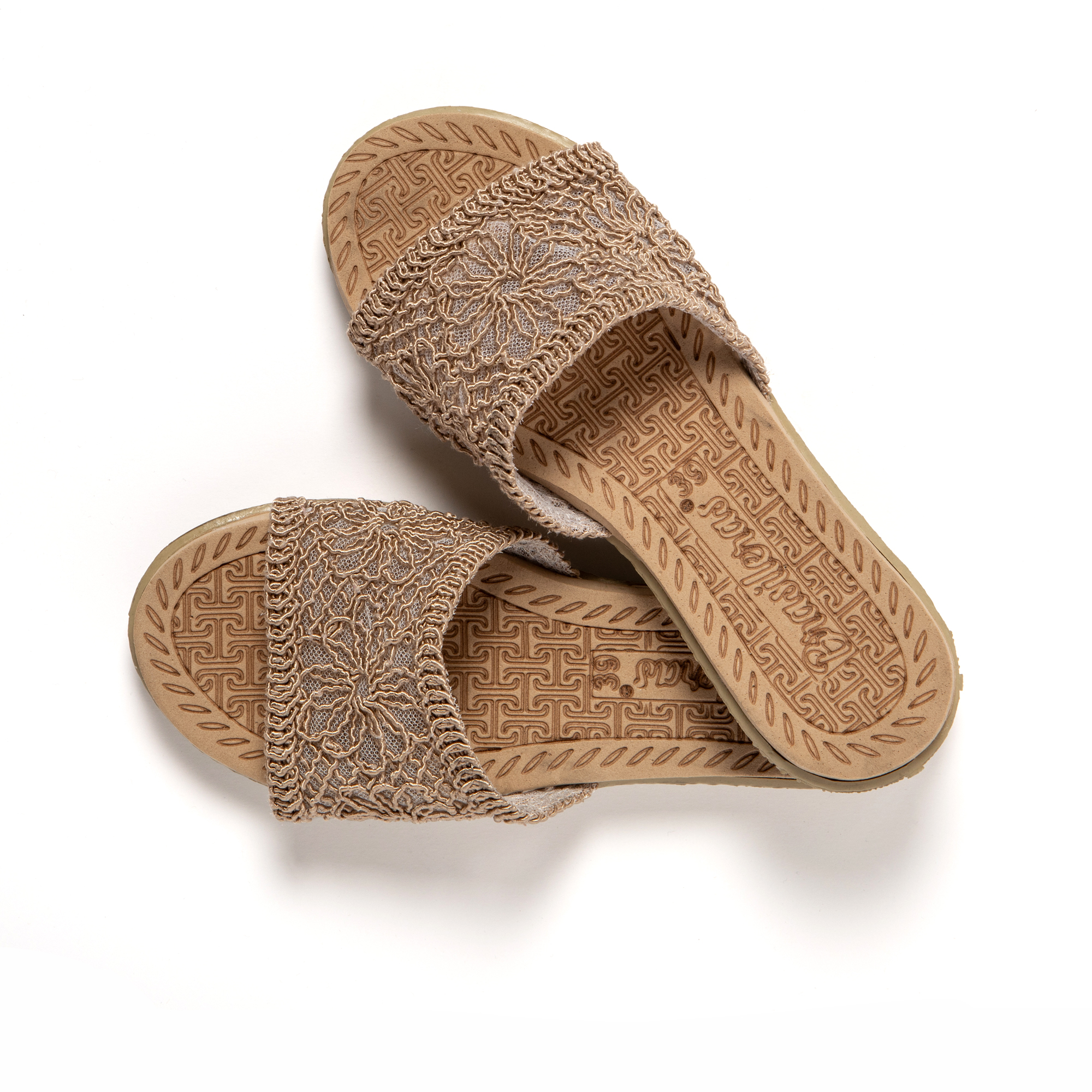 Sandals Breezie color Brown 1