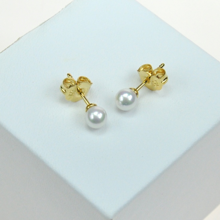 Pendientes clásicos con perlas de 5 mm. Elíga el color!