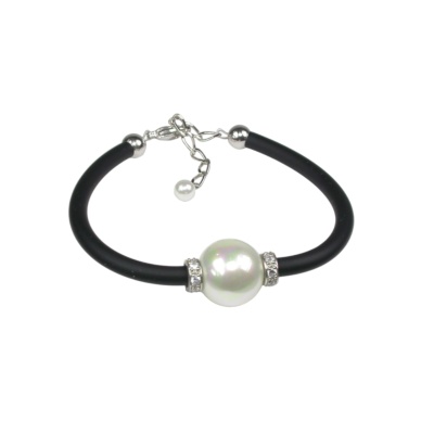 Rubber Bracelet with White Pearl