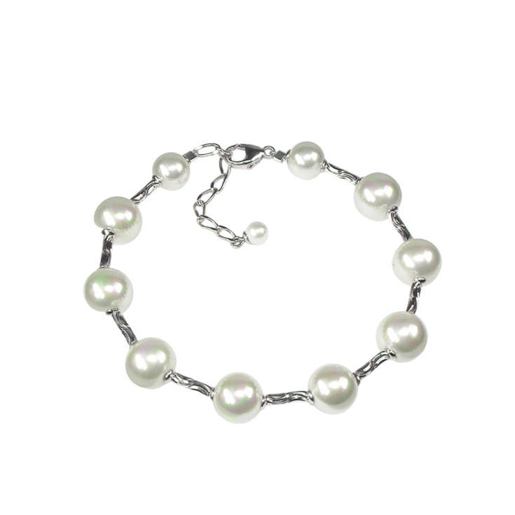 Silver Bracelet with pearls