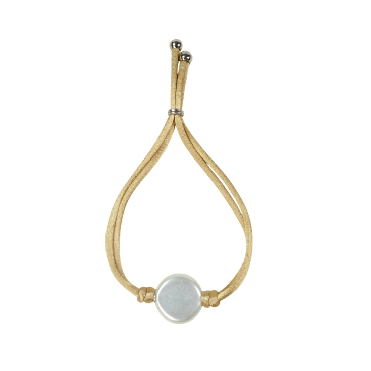 Kordelarmband mit weißer Perle