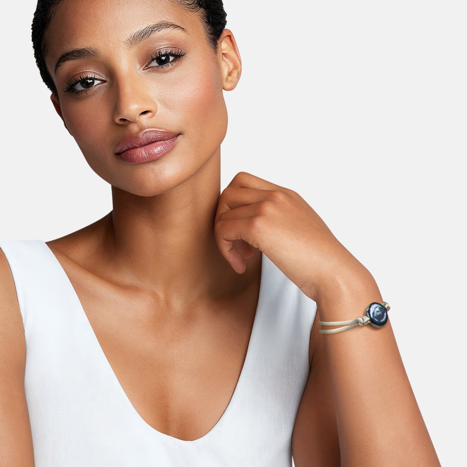 Kordelarmband mit weißer Perle 2