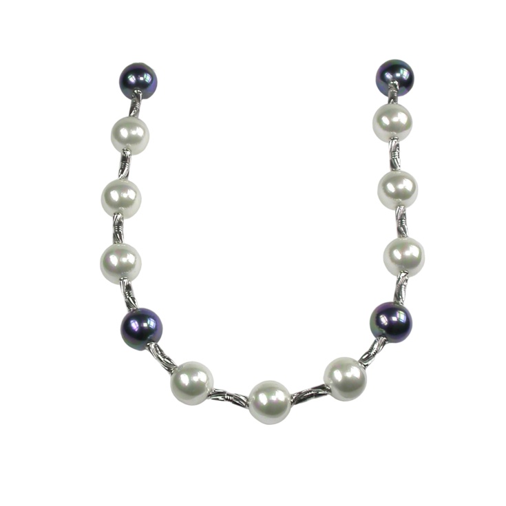 Classic Necklace with Black and White Pearls