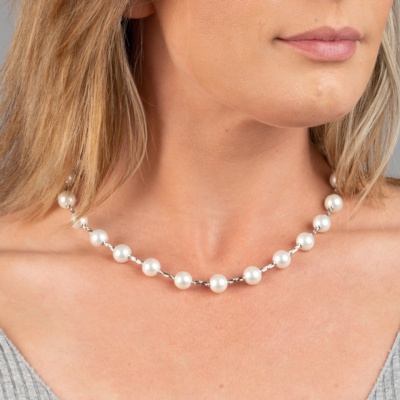 Silver Necklace with Pearls 3