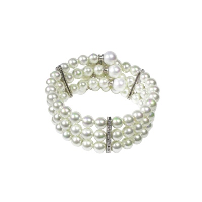 Dreireihige Armband mit Perlen