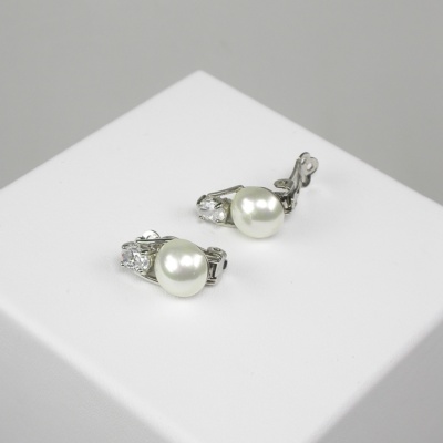 Earrings in Sterling Silver with cabouchon Pearls and zircons 1