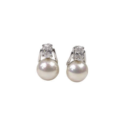 Earrings in Sterling Silver with cabouchon Pearls and zircons