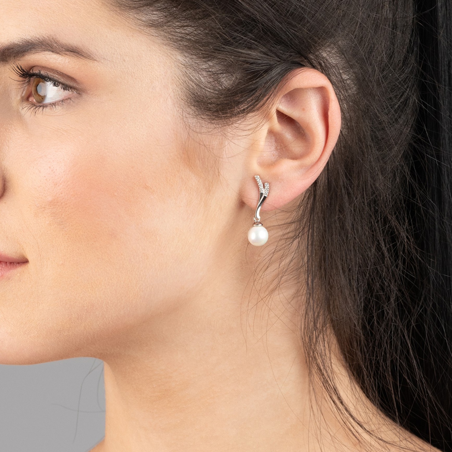 Silver Pearl earrings 1