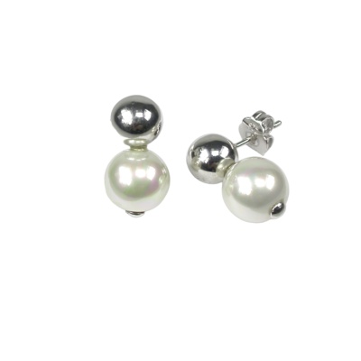 Earrings in Sterling Silver with lovely 10 mm. White Pearls