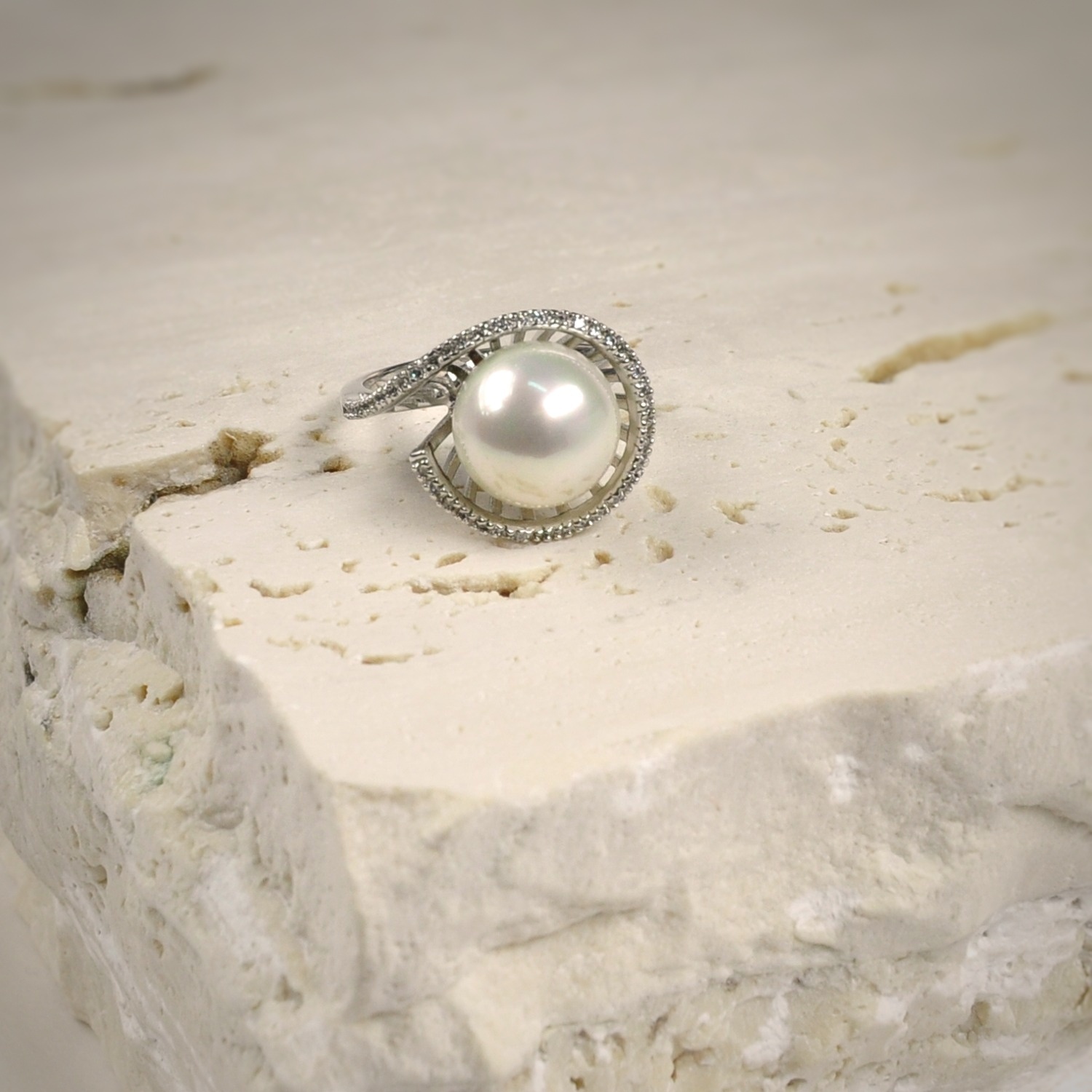 Silver Pearl ring 1