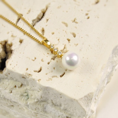Colgante de Plata con perla de 9 mm., Circonitas y cadena de 45 cm 2