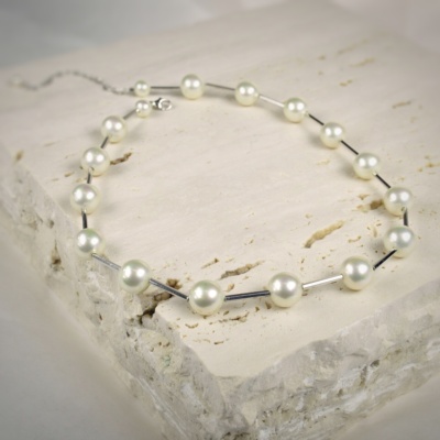 Silver Necklace with Pearls 1