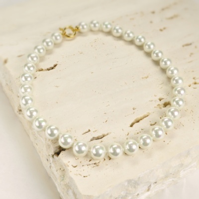 Classic 12 mm. pearls necklace