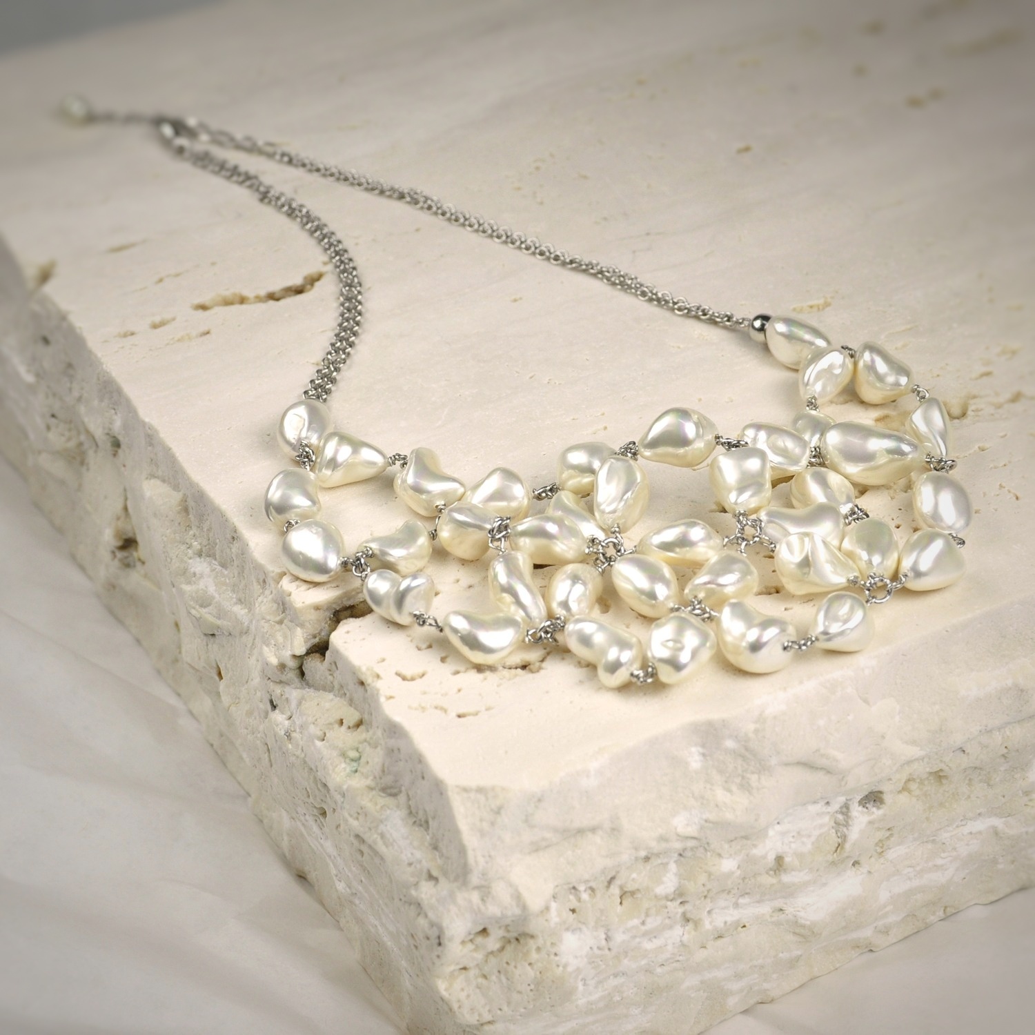 Mother of pearl necklace 1