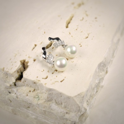 Sterling Silver Earrings with White Pearls and Zircons. 2