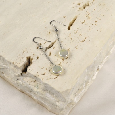 Long silver earrings with original pearls 1